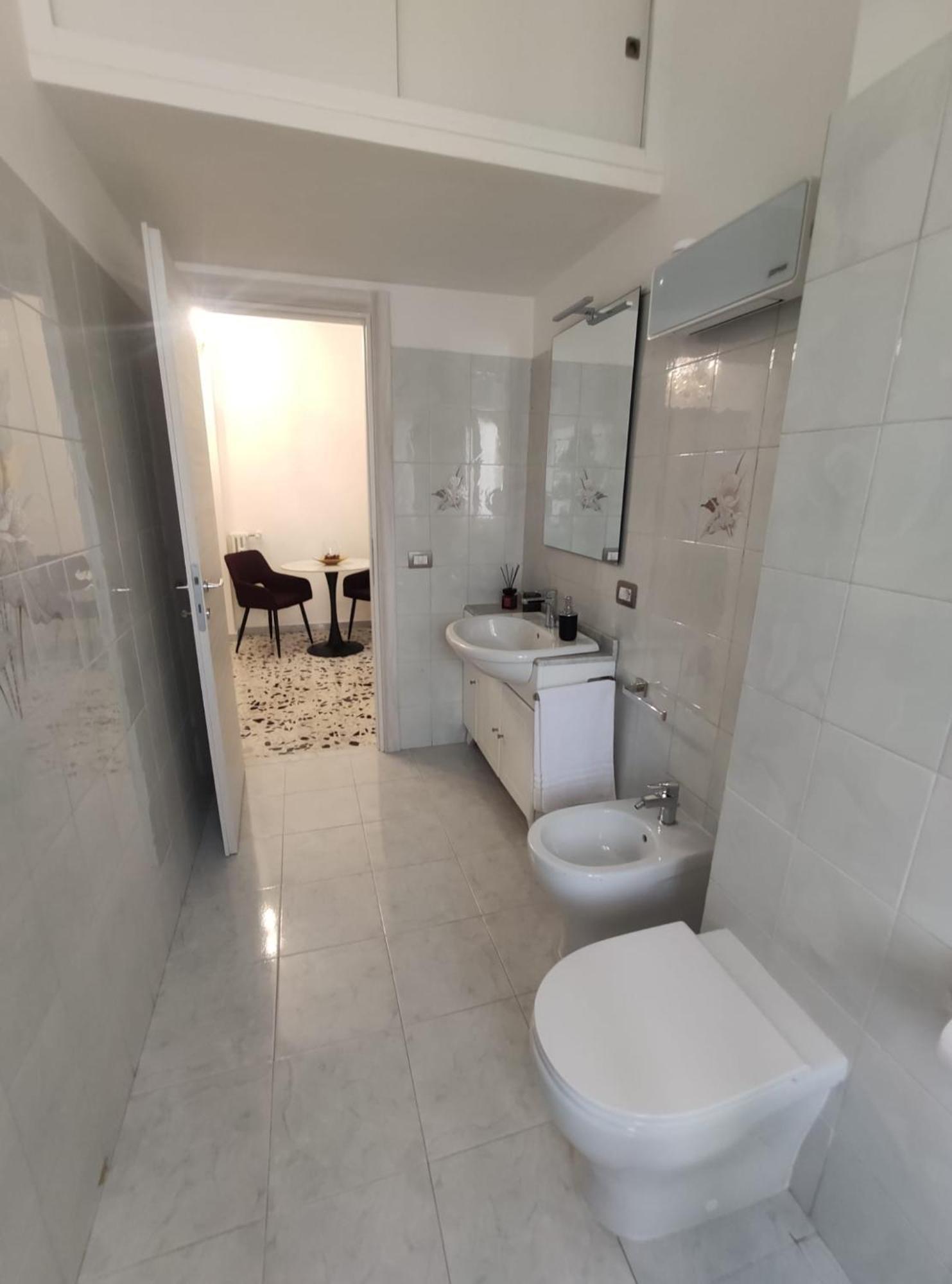 Appartamento Hector โรม ภายนอก รูปภาพ